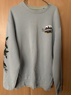Bershka baby blue sweatshirt without hood like new, size L