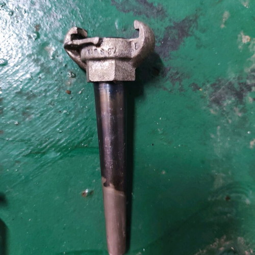 Water pressure nozzle used with strong power