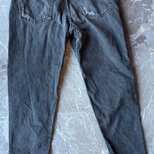 Pull & Bear women's black jeans with rips and embroidered flowers like new