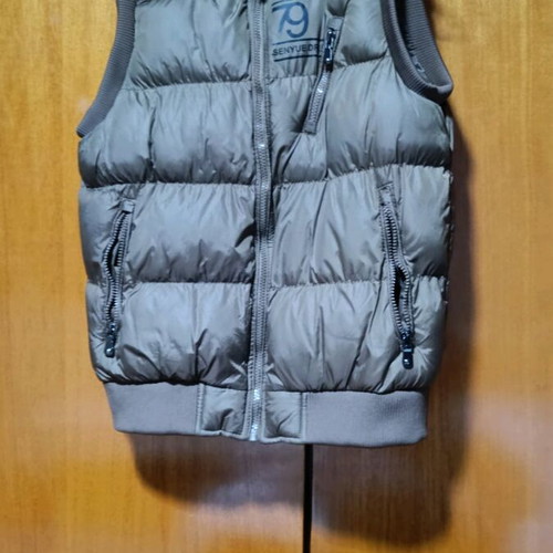 Sleeveless jacket brown like new, size L