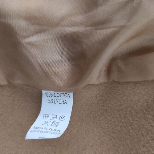Ness children's coat for 11-12 years old, like new, brown