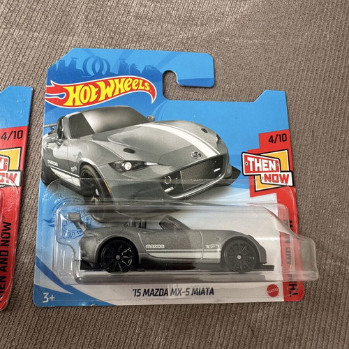 Hot Wheels '15 Mazda MX-5 Miata lot of two mainlines