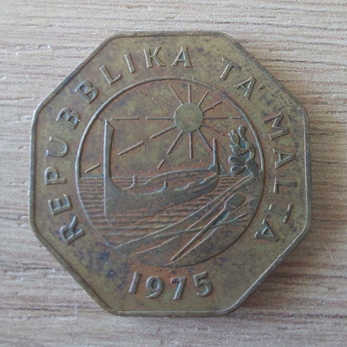 Malta 25 Cents 1975 Used Coin