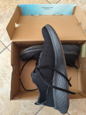 Skechers αθλητικά παπούτσια νούμερο 37 σαν καινούργιο, μαύρα