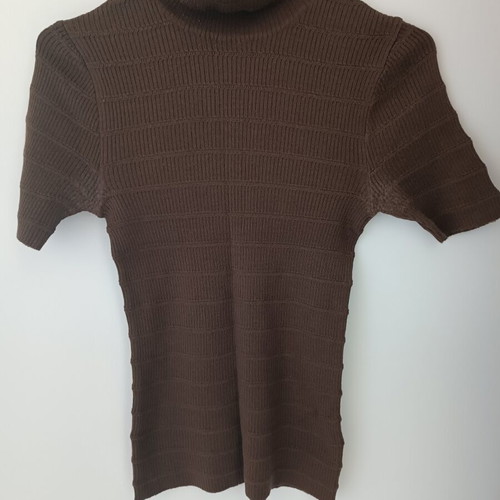 Brown knitted short-sleeve turtleneck blouse used, size S