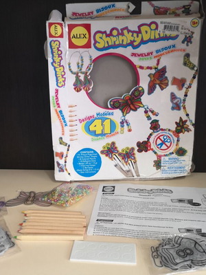 Shrinky Dinks Jewelry Making Kit new from Alex Toys
