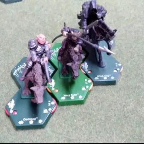 Lord of the Rings Large Combat Hex Collection like new