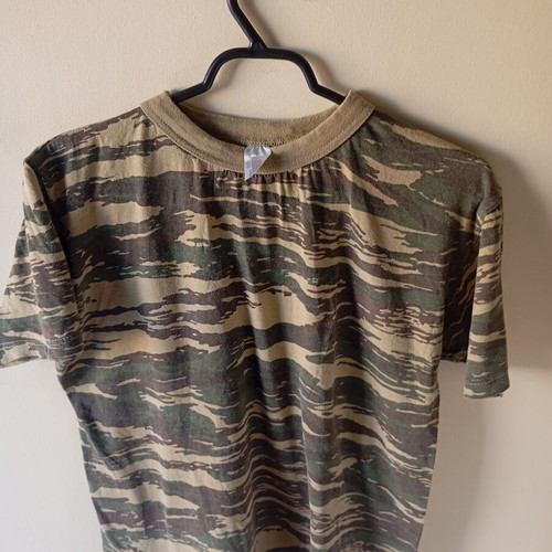 Army t-shirt khaki color, like new