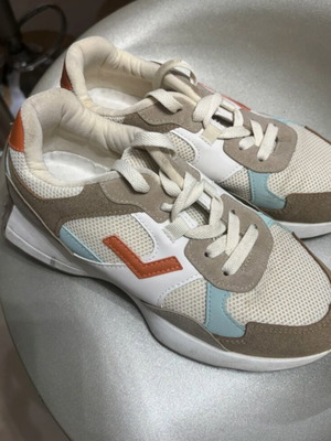 Women's sneakers beige white orange blue