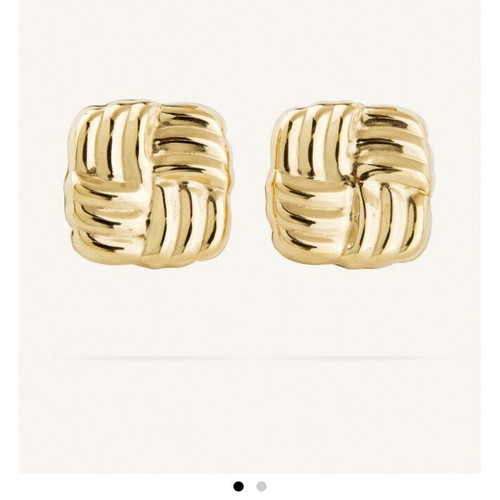Stan & Stefan gold stud earrings like new