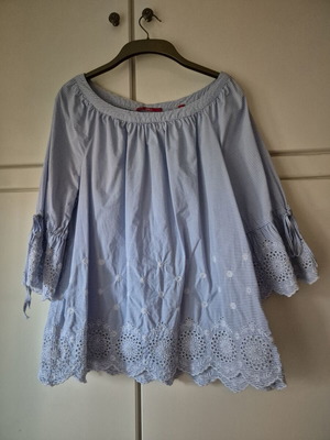 Cotton blouse with lace S.Oliver like new, white and blue