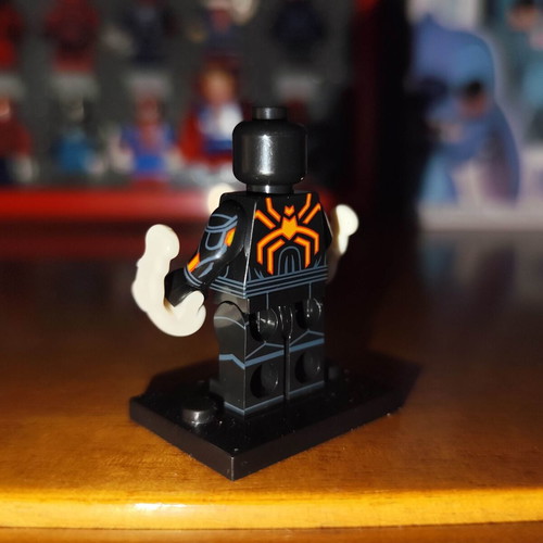 Spider-Man Peter Parker Stealth Suit Big Time minifigure like new