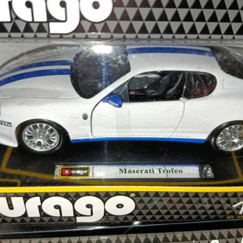 Bburago Maserati Trofeo 1/24 new
