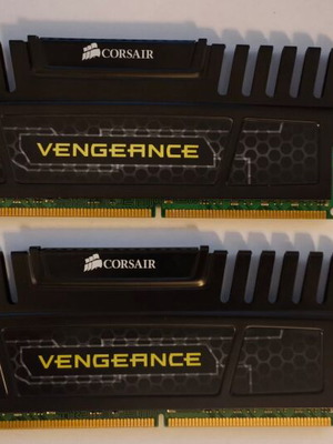 DDR3 RAM Corsair Vengeance 8GB 1600MHz σαν καινούργιο