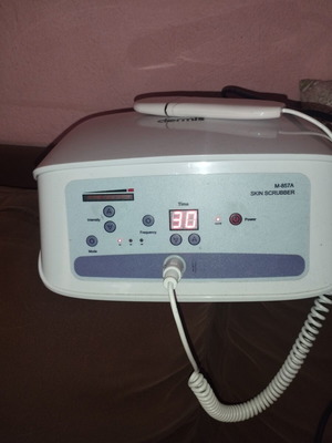 Professional facial cleansing machine like new