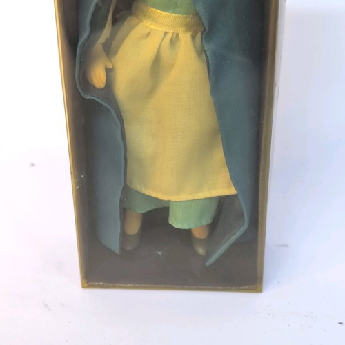 Porcelain doll Belle from DeAgostini collection new