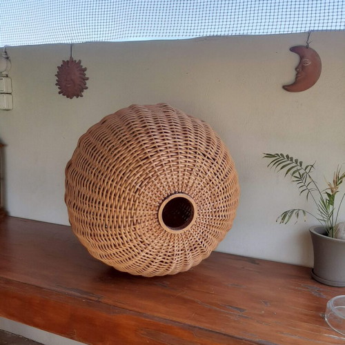 Bamboo ceiling light large, like new, 60 cm diameter