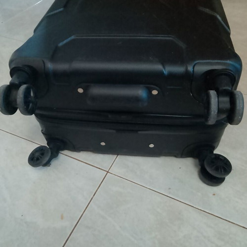 Plastic suitcase used with wheels 70x45x28 black