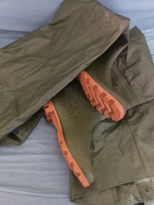 Fishing boots like new, size 43