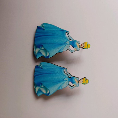 Wooden Disney Cinderella Earrings new, blue