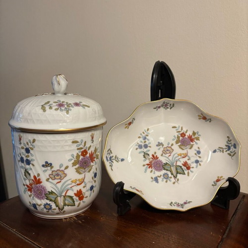 Hutschenreuther porcelain set like new