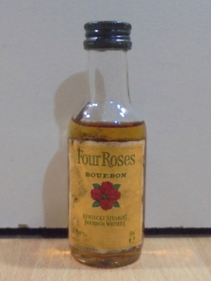 Four Roses Kentucky Bourbon Whiskey old miniature bottle 50ml used, sealed