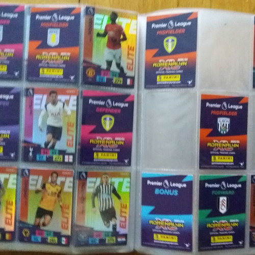 Premier League 2020-2021 Adrenalyn XL album with 425/468 cards like new
