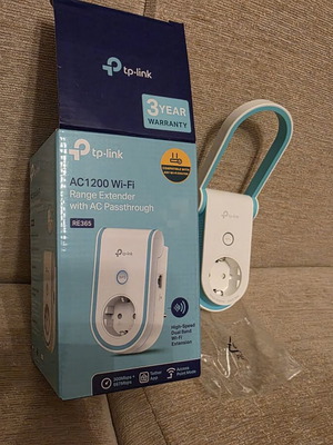 TP-Link WiFi Extender RE365 Dual Band AC1200 with Passthrough