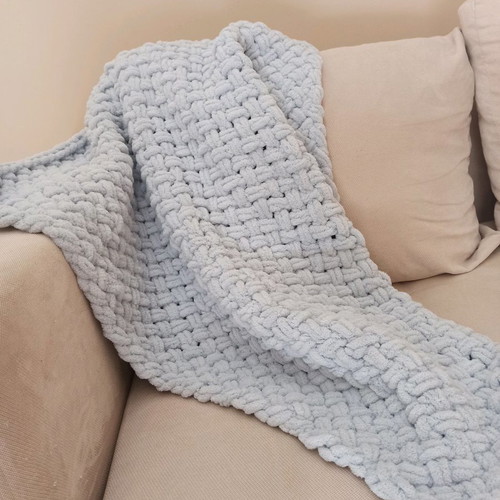 Handmade knitted blanket new in custom sizes and colors