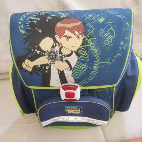 Ben 10 Vintage School Backpack like new for Primary School