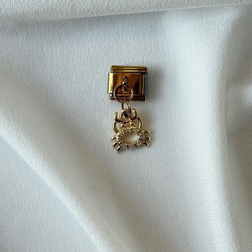 Nomination charm new, gold color
