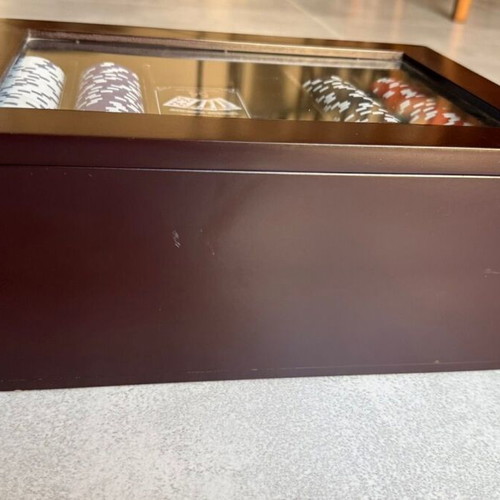 Poker set in wooden box like new