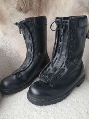 Tacconi leather boots new, size 45, black
