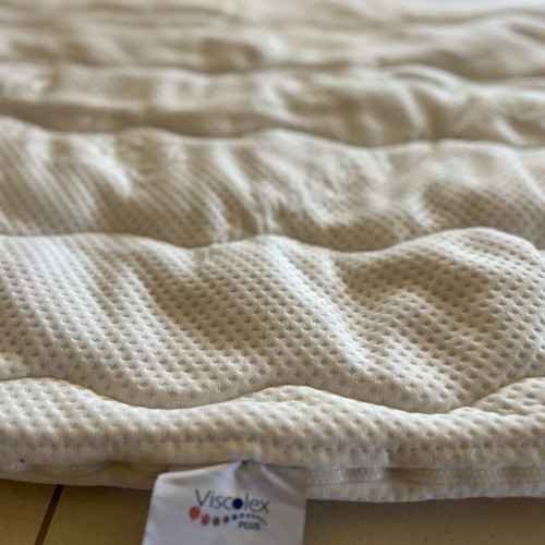 Viscolex Plus Istikbal topper like new (200x90 cm)