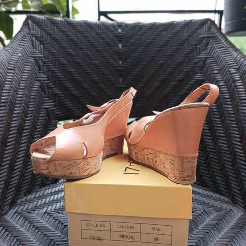 Sandali Capri leather sandals with cork used, beige size 38