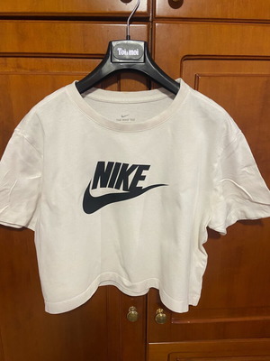 Crop top Nike γυναικείο σαν καινούργιο, μέγεθος S