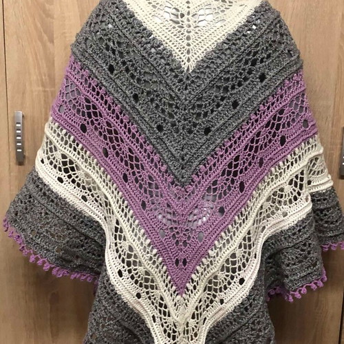 Knitted PANSIES scarf new, multicolor