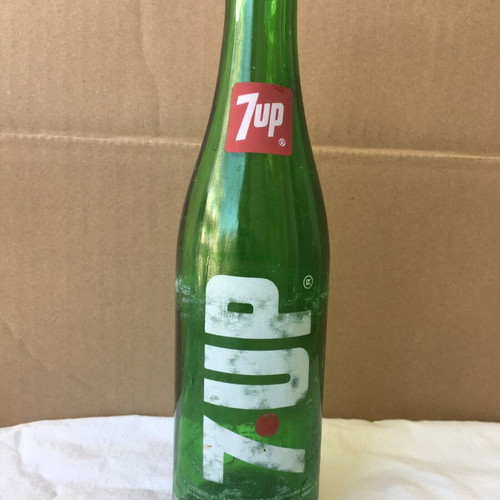 Pepsi 1985 and 7UP 1996 used soda bottles