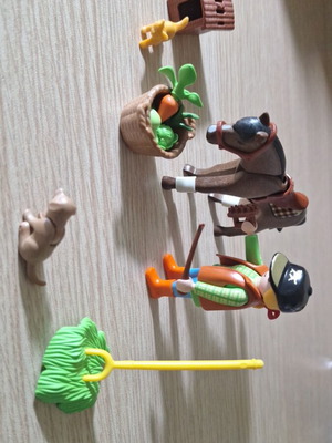Playmobil Horse Care Set Like New