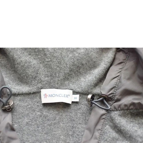Moncler gray virgin wool knit hooded top used, size S