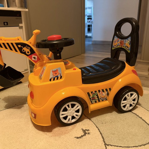 Bulldozer Karotina Baby ride-on toy with sound and light like new
