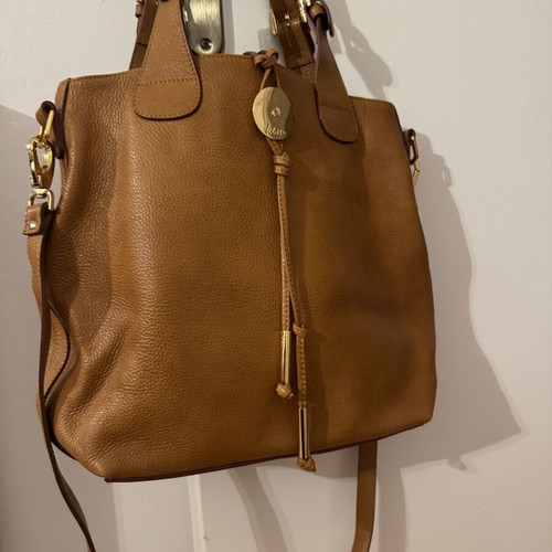 KEM leather tote bag in tan color like new, crossbody style
