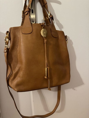 KEM leather tote bag in tan color like new, crossbody style