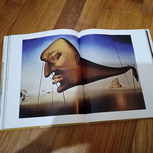 Salvador Dali 25th Anniversary Edition Taschen art book like new
