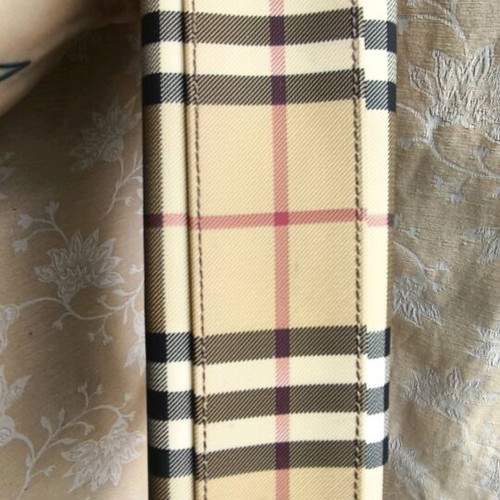 Burberry Nova Check Small Shoulder Bag σαν καινούργιο, μπεζ