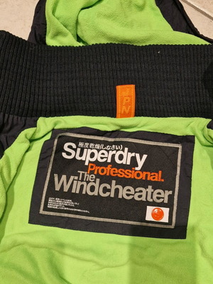 Superdry jacket like new, black and green, size S