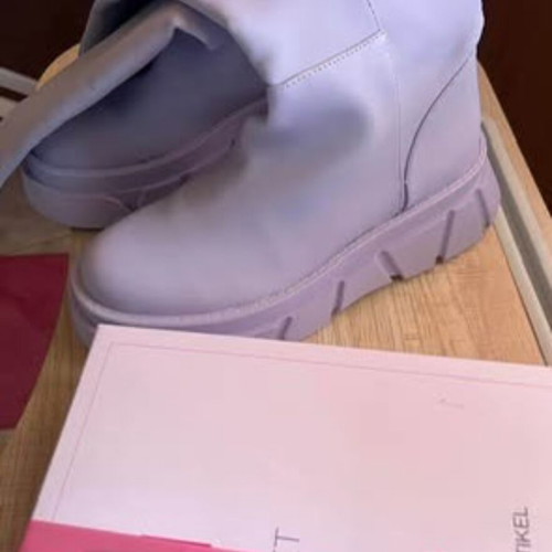Lavender Pull & Bear Chunky Boots new, size 38, waterproof thermoplastic
