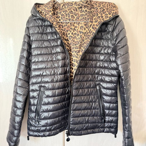 Reversible jacket like new, thin and warm, size S, black and beige