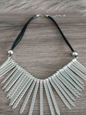 Necklace like new
