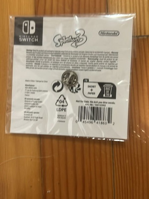Splatoon 3 pin, pre-order